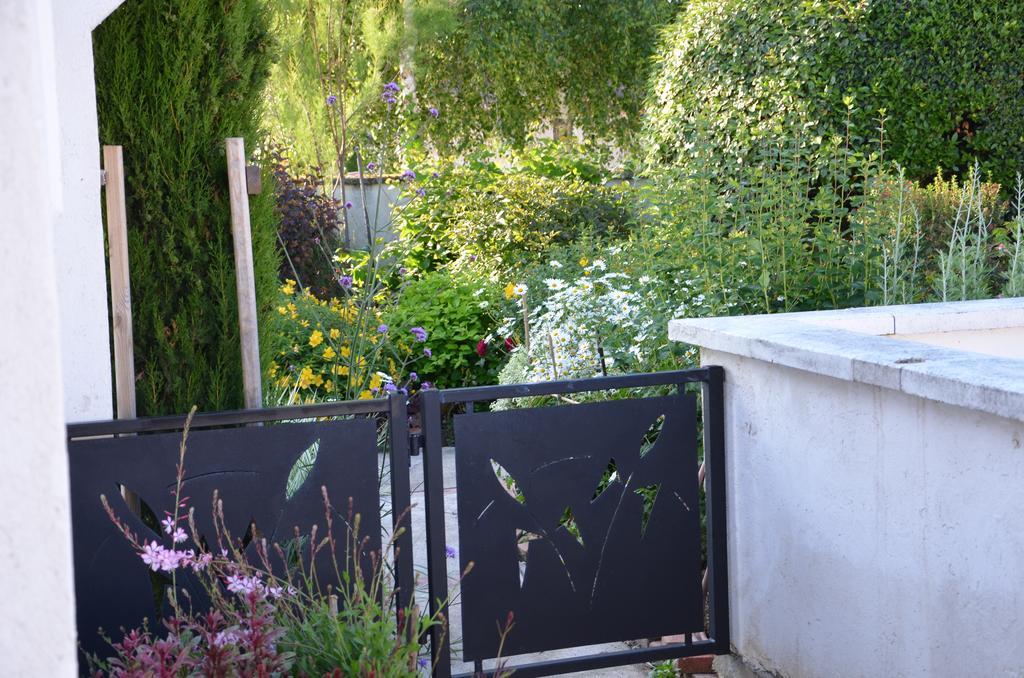 Jardin De Marceau Panzió Blasimon Kültér fotó